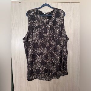 Maurices Floral Sleeveless Top - Grey